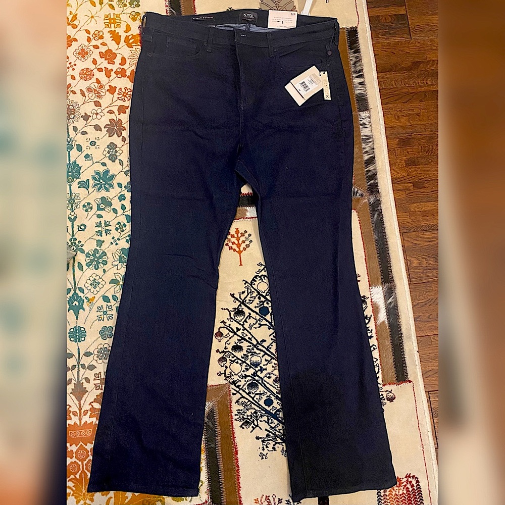 NYDJ bootcut jeans, new with tags 18p